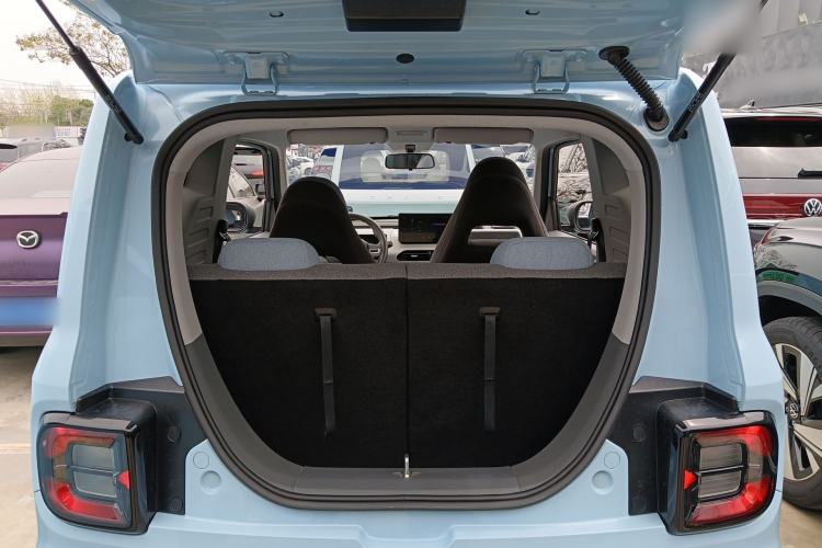 Used Geely Galaxy Panda 2023 Panda Mini 200km Endurance Bear
