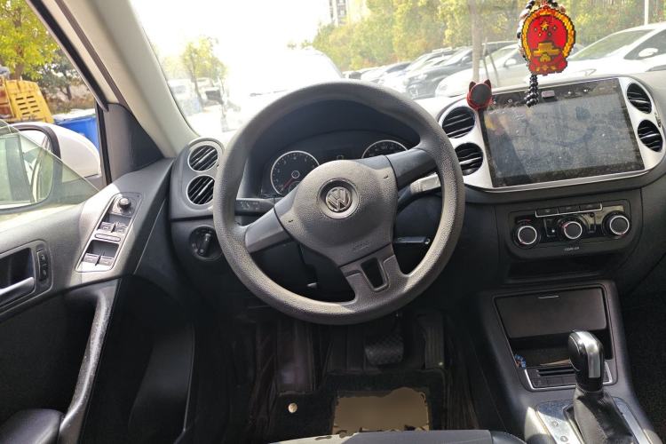 Used Volkswagen Tiguan 2016 300TSI Automatic Two-Wheel Drive Trend Edition Steering Wheel