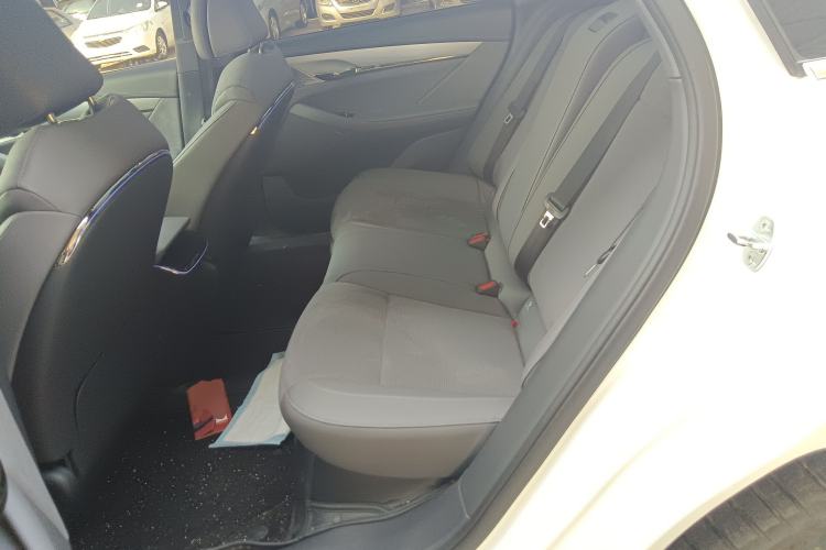 Used VOYAH PASSION 2024 PHEV Four-Wheel Drive Ultra-Long Range Flagship Model
