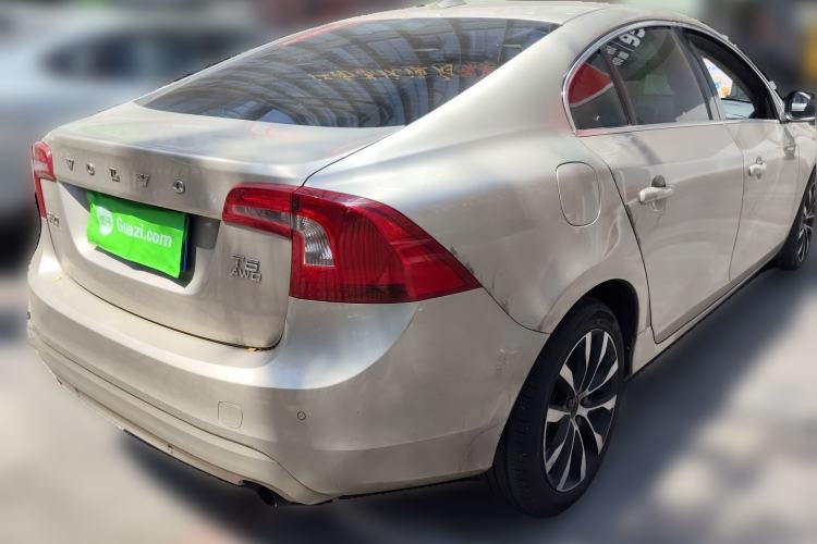 Used Volvo S60 2018 S60L T3 Smart Progress Edition
