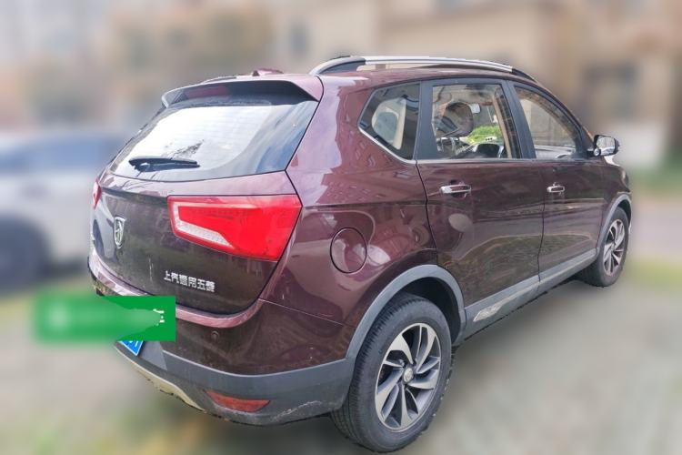 Used Baojun 560 2015 1.8L manual luxury version