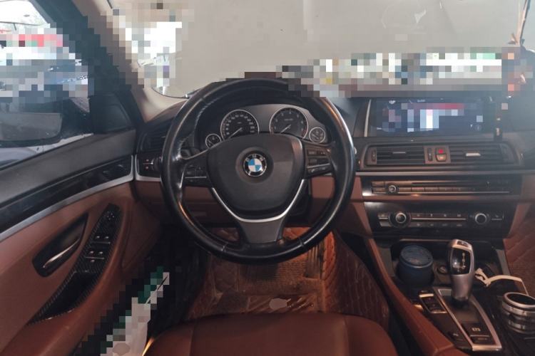 Used BMW 5 Series 2017 520Li Elegant Edition
