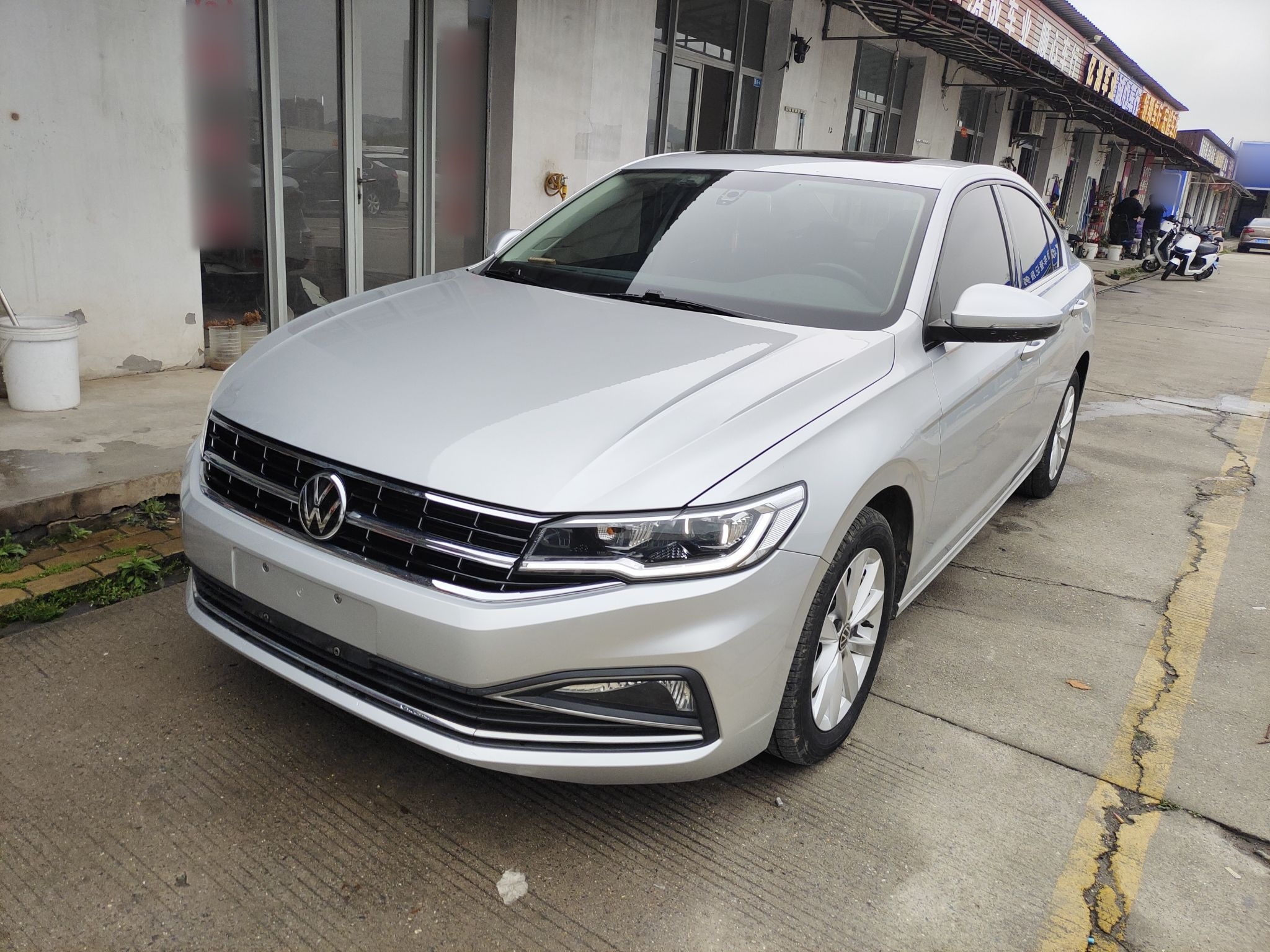 Parte inferior delantera