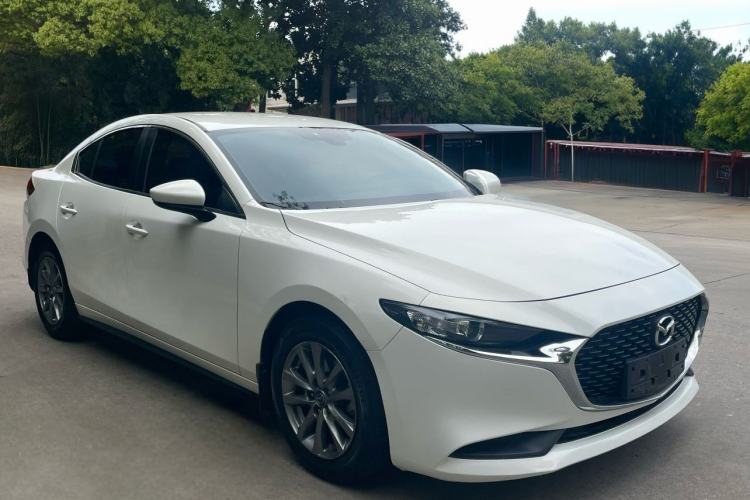 Used Mazda 3 Axela 2020 1.5L Automatic ZhiMei Edition Exterior 3