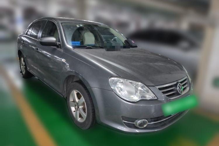 Used Volkswagen Bora 2012 1.6L Automatic Fashion Edition Front Right 45 Deg