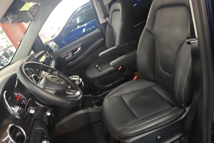 Used Mercedes-Benz V-Class 2018 V 260 Avantgarde Edition China V