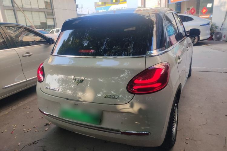 Used Wuling Bingo 2023 410 km Lingxi Deluxe Edition
