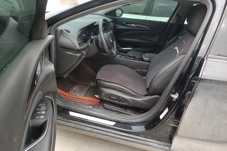 Used Buick Regal 2024 25T Deluxe Edition