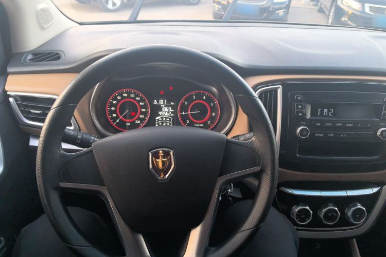 Used Jinbei F50 2017 1.6L Manual Comfort Model
