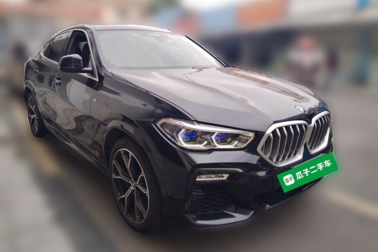 Used BMW X6 2020 xDrive40i Luxury Model with M Sport Package Front Right 45 Deg