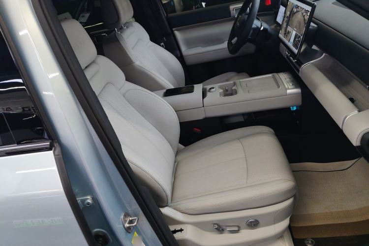 Used Formula Leopard Tai 7 2025 Model 190 km Four-Wheel Drive Ultra Edition