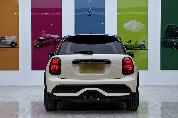 Used MINI MINI 2023 2.0T COOPER S Artist