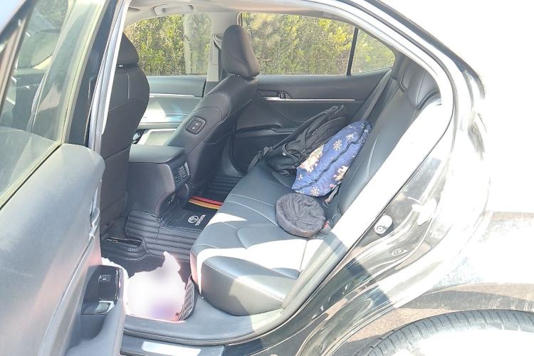 Used Toyota Camry 2019 2.0G Luxury Edition China VI Standard Left Rear Seat