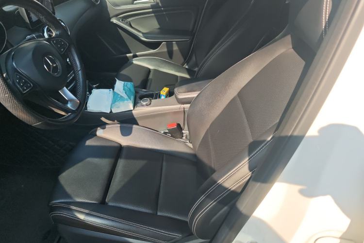 Used Mercedes-Benz GLA 2018 GLA 200 Fashion Model
