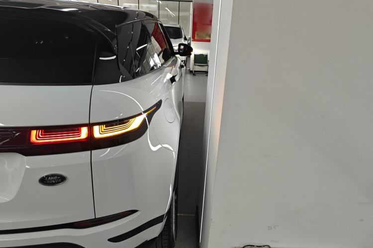 Used Land Rover Range Rover Evoque New Energy 2023 Aurora L P300e Plug-in Hybrid Electric Version