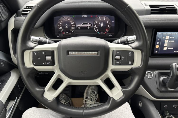 Used Land Rover Defender 
