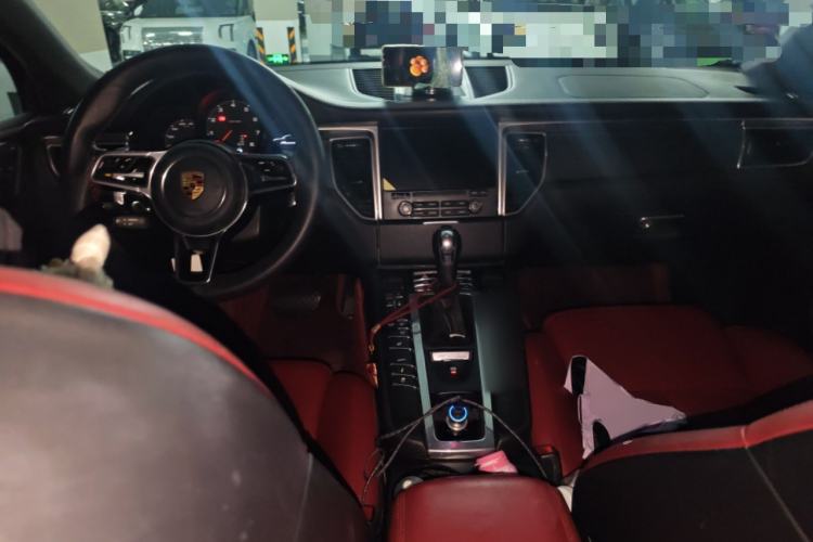 Used Porsche Macan 2017 Macan 2.0T Center Console