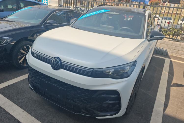 Used Volkswagen Tiguan L 2024 PRO 380TSI Four-Wheel Drive R-Line Prestige Edition