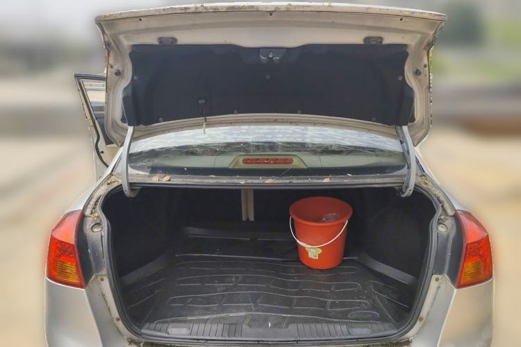 Used Buick Excelle 2011 1.6 LX-MT