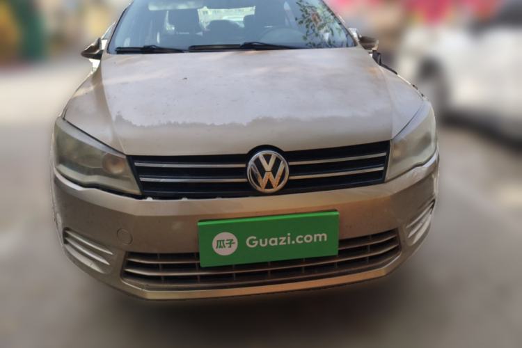 Used Volkswagen Jetta 2013 1.6L Manual Fashion Edition Front