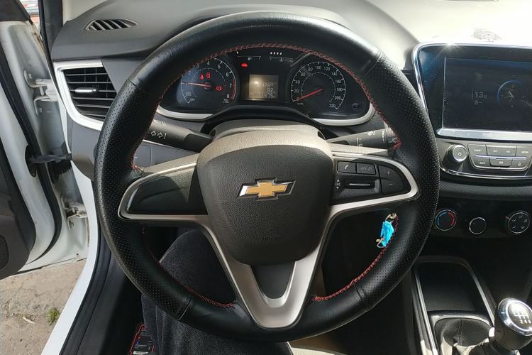 Used Chevrolet Monza 2019 320T Manual Xinxin Edition China VI Steering Wheel