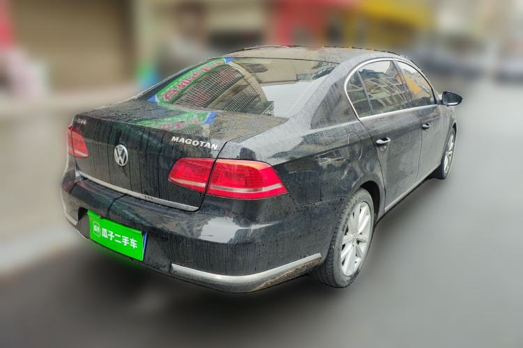 Used Volkswagen Magotan 2012 Facelift 1.8TSI Prestige Model Rear Right 45 Deg