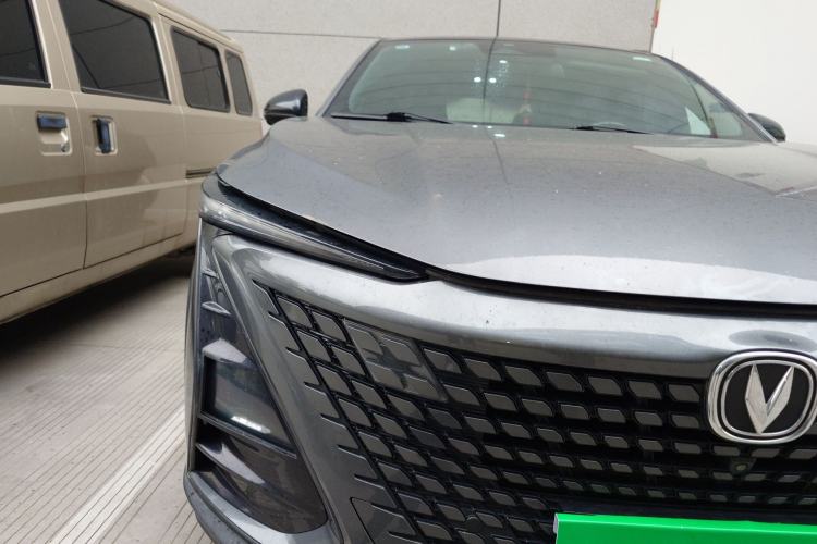 Used CHANGAN UNI-T 2022 1.5T Prestige Version Exterior 6