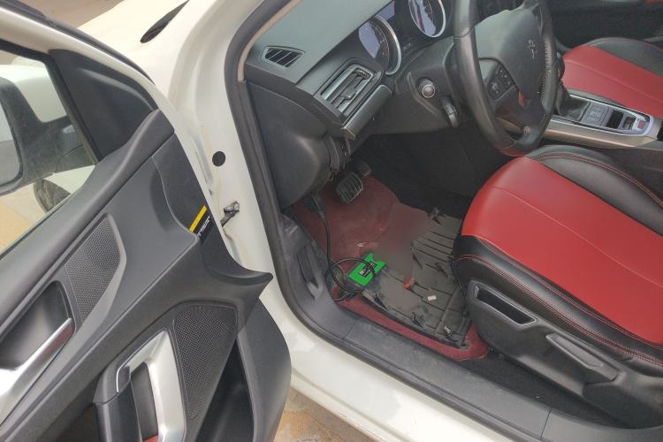 Used Peugeot 408 2014 1.8L Automatic Luxury Edition Driver Seat