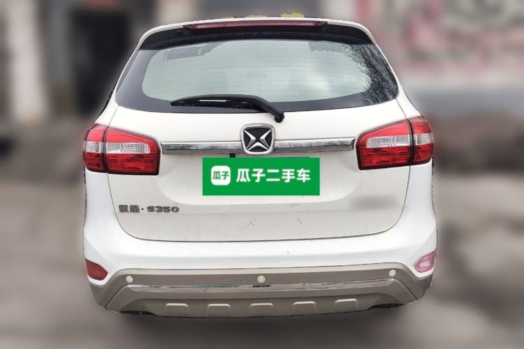 Used JMC Yusheng S350 2013 2.4T Automatic 2WD Diesel Luxury Edition 5 Seats Rear