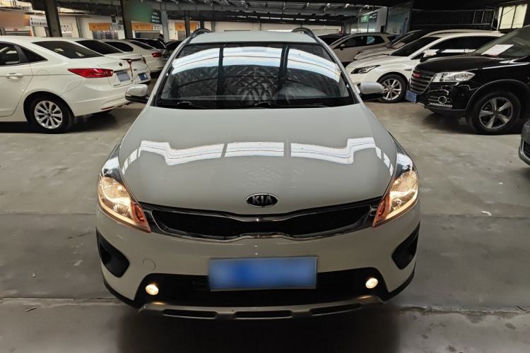 Used Kia KX Cross 2017 1.4L MT GLS
