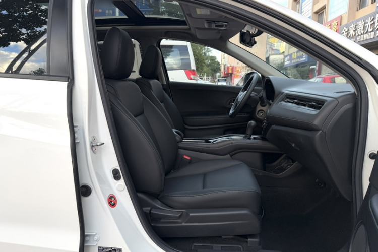 Used Honda Vezel 2019 1.5L CVT Pioneer Edition China V
