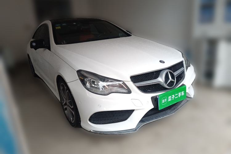 Used Mercedes-Benz E-Class 2014 E 200 Coupe Front Right 45 Deg
