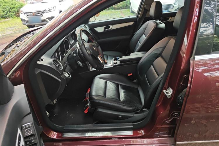 Used Mercedes-Benz C-Class 2011 C 200 CGI Fashion Model Left Front Seat