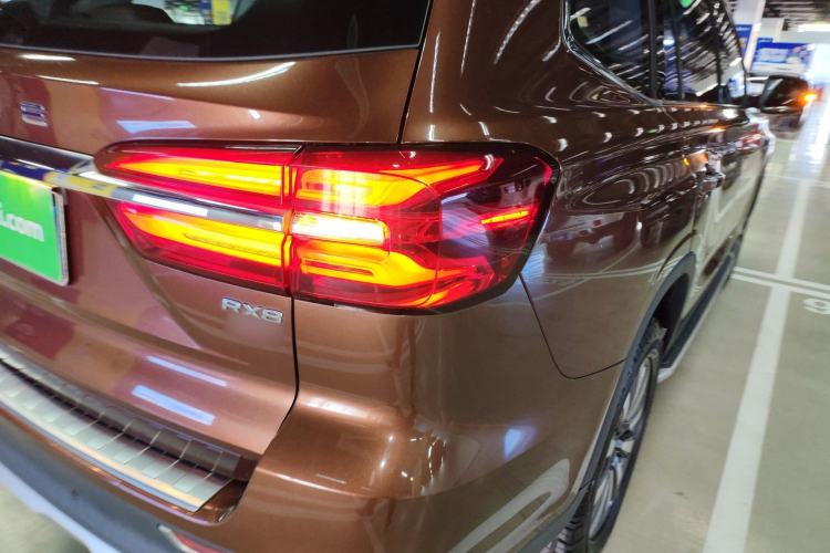 Used Roewe RX8 2018 30T Smart Connectivity Two-Wheel Drive Supreme Edition Exterior 3