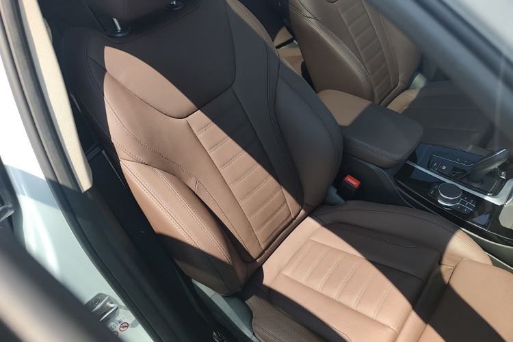 Used BMW X3 2021 xDrive28i M Sport Package Right Front Seat