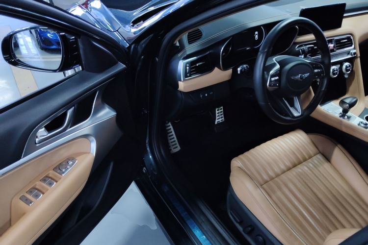 Used Genesis G70 2021 2.0T Rear-Drive Luxury Edition