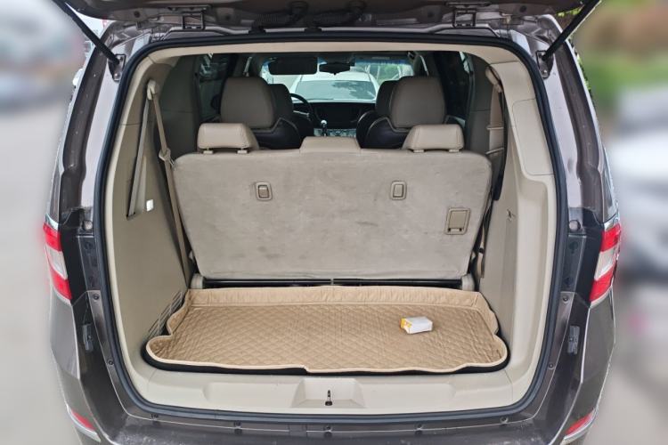 Used Buick GL8 2011 2.4L LT Luxury Business Executive Edition Trunk