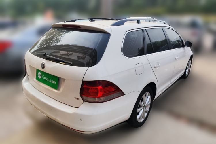 Used Volkswagen Golf 2011 1.4 TSI Comfort Travel Edition Rear Right 45 Deg