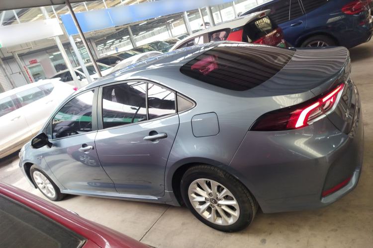 Used Toyota Corolla 2021 Dual-Motor 1.8L E-CVT Elite Edition