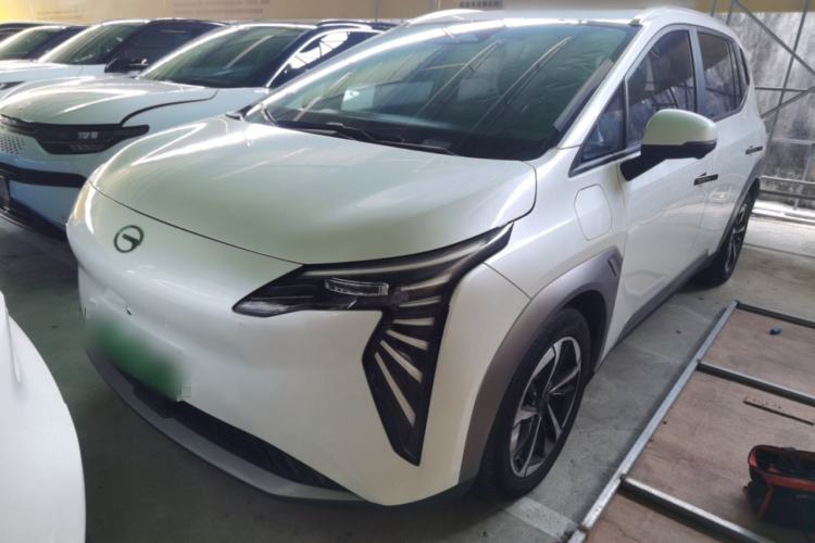 Used AION Y 2023 Younger Star Edition