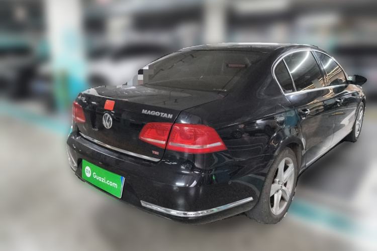 Used Volkswagen Magotan 2015 2.0 TSI Prestige Model
