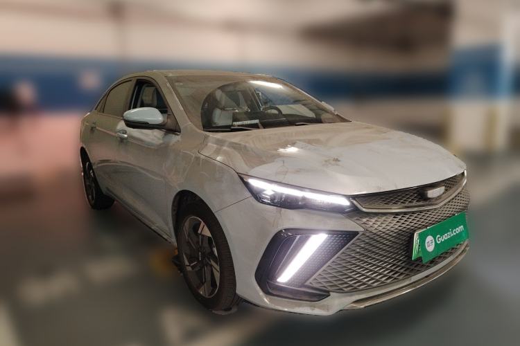 Used Geely Auto Emgrand L HiP 2022 1.5TD-DHT Pro 100KM Super Swift Front Right 45 Deg