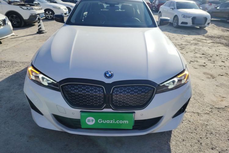 Used BMW i3 2025 eDrive 40 L Midnight Edition
