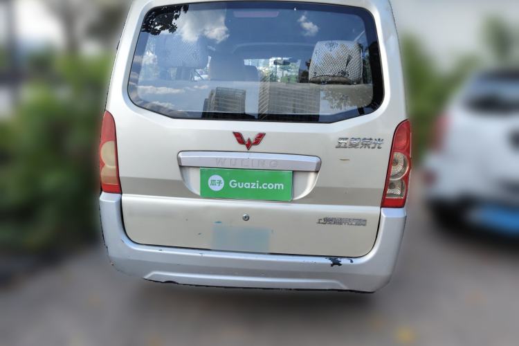 Used Wuling Rongguang 2011 1.2L Standard Version

