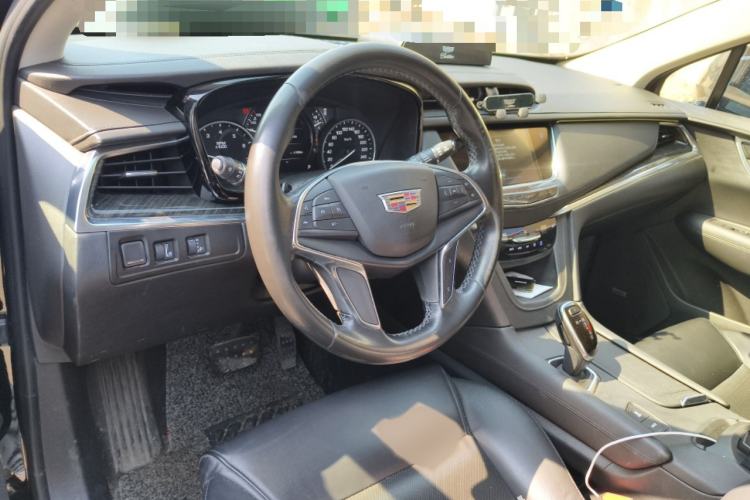 Used Cadillac XT5 2018 25T Luxury Model