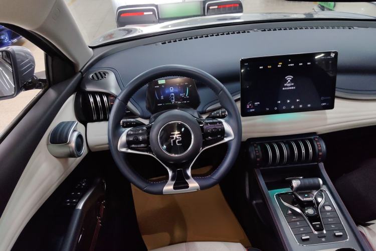 Used BYD Yuan PLUS 2022 430 km Luxury Version
