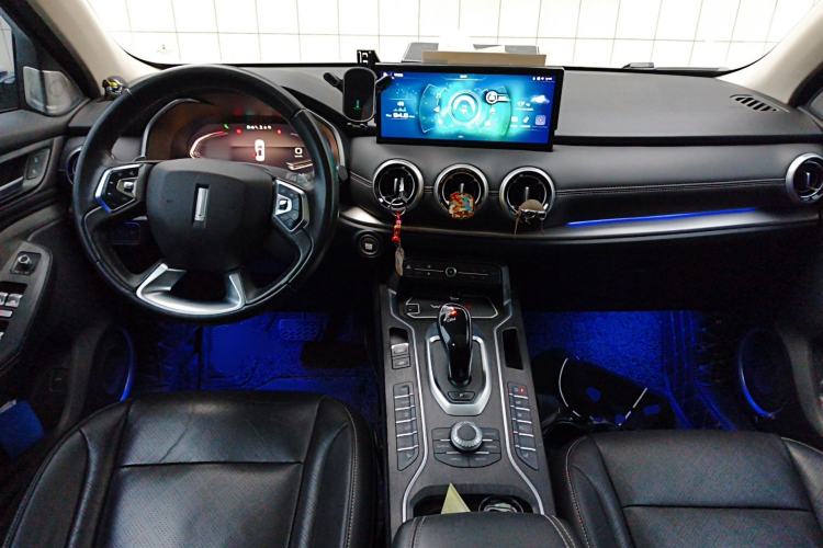 Used Wey VV6 2020 2.0T Two-Wheel Drive Smart Enjoyment+
