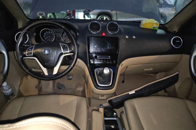 Used Haval H6 2011 2.0L Manual Two-Wheel-Drive Prestige Version
