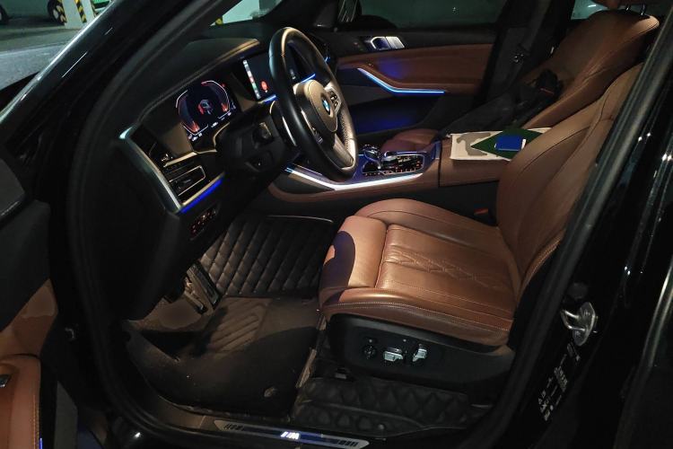 Used BMW X7 2021 xDrive40i Luxury M Sport Package
