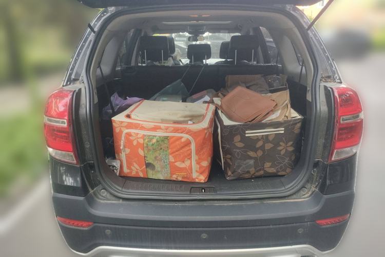 Used Chevrolet Captiva 2015 2.4L 4x4 Flagship Edition 7-Seater
